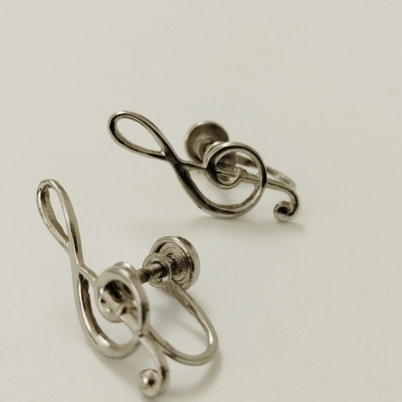 SILVER Treble Clef Delicate Screw-On Music Note Sterling Earrings New - Picture 8 of 12